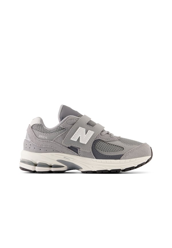 2002 - Trainers - steel3