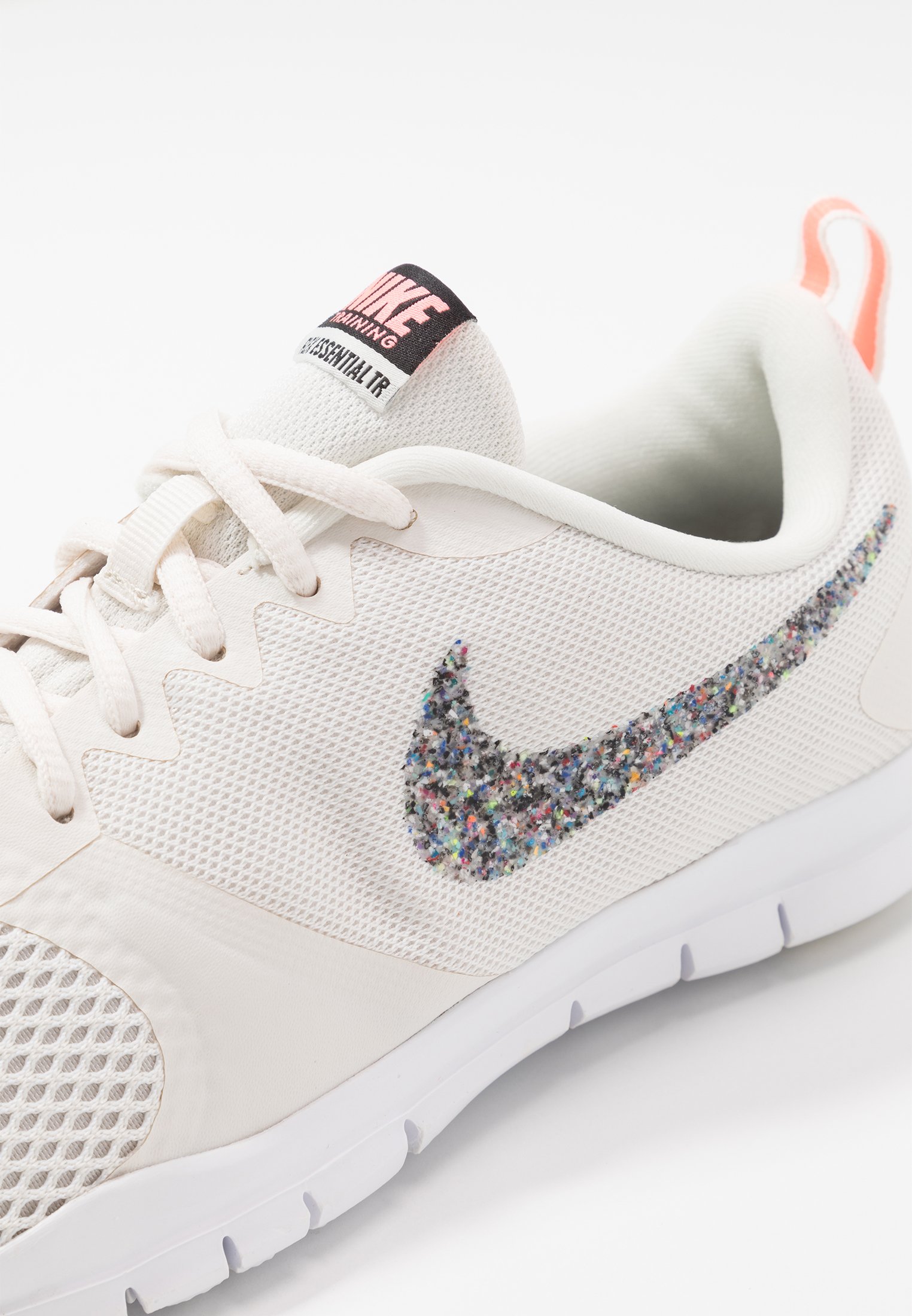 nike performance flex essential