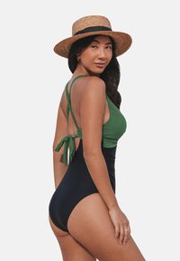 Cupshe - Kostium kąpielowy