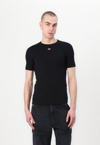 Diesel - Lihtne T-särk - black Väikepilt 1