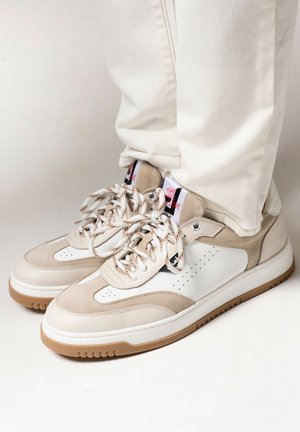 SNEAKERS - Sneakers basse - white beige