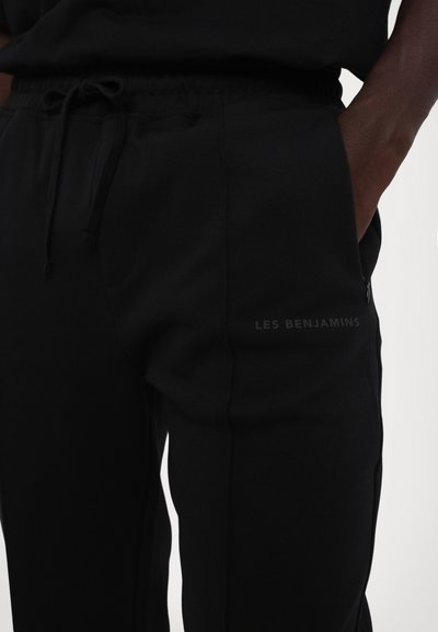 Les Benjamins SWEATPANT UNISEX - Παντελόνι φόρμας - black