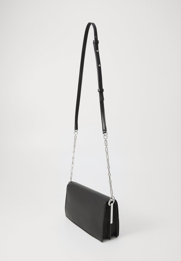 LOCK MINI CHAIN BAG - Cross body bag2