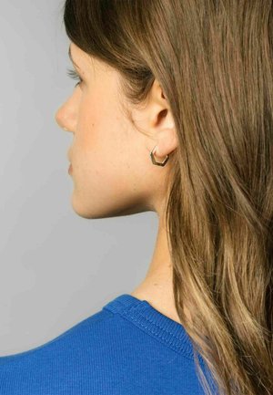 Fejn, HEXAGON HUGGIE CREOLE - Boucles d'oreilles - silberfarben