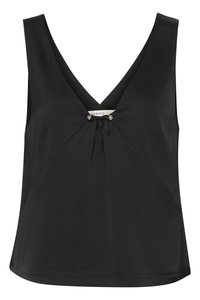 Musta hihaton toppi V-pinnalla, jossa on koristeellinen solmu ja hopeanväriset korostukset keskellä, valmistettu sileästä ja elegantista kankaasta.