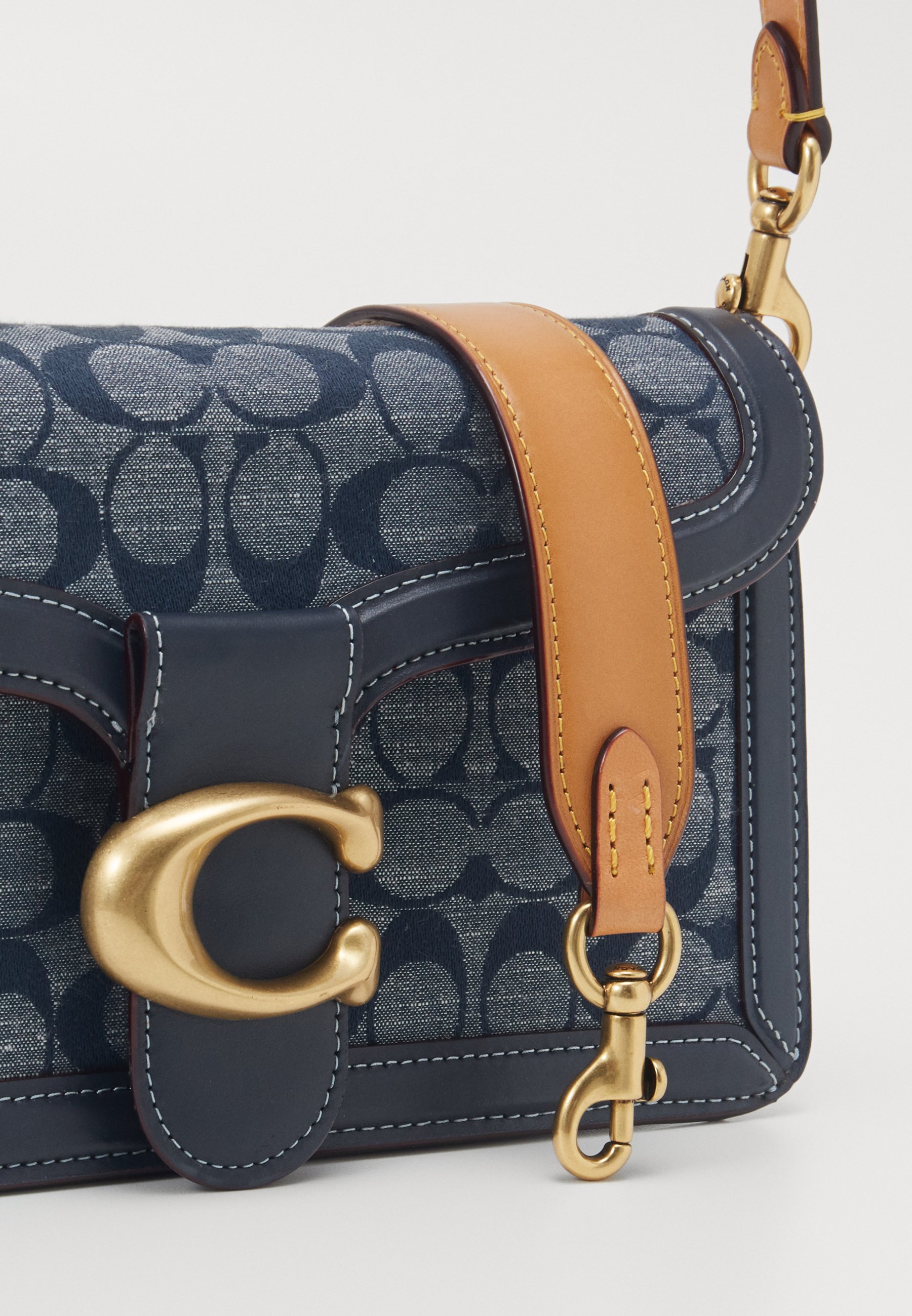 Coach SIGNATURE TABBY SHOULDER BAG Håndveske midnight Coach SIGNATURE TABBY SHOULDER BAG Håndveske midnight