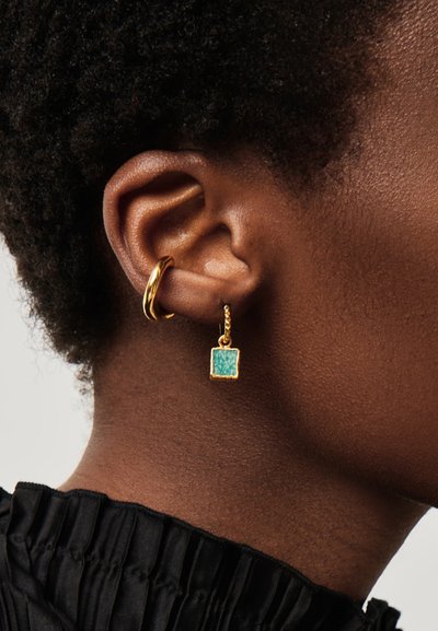 Missoma MINI PYRAMID CHARM HOOP - Auskari - gold-coloured