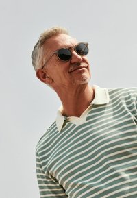 Next HORIZONTAL STRIPE REGULAR FIT - Poloshirts - mint green
