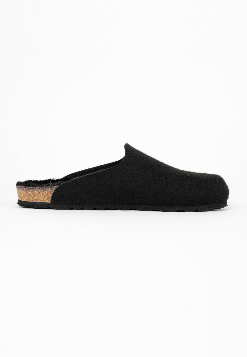 Ciabatta nera slip-on con suola in sughero e rivestimento morbido, progettata per il comfort indoor e la facile vestibilità.