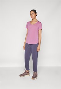 icebreaker WOMEN SPHERE SCOOP TEE - Basic póló - deco