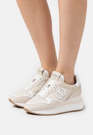 Spenco Women's Equinox Sneaker Dove Grey - Sz 7B (new without box