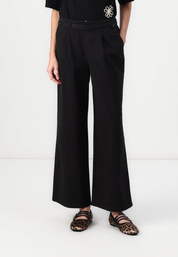 ONLSTELLA WIDE PULL UP PANT - Trousers
