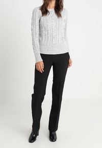 GAP Sweter