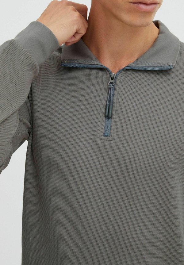 IDNadol - Jumper - pewter3