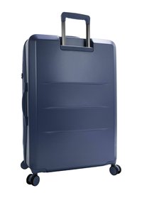 Navy-Hartschalenkoffer mit strukturiertem Finish, ausziehbarem Griff und vier schwarzen Rollen für einfache Manövrierbarkeit.