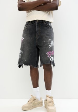 PULL&BEAR BAGGY BERMUDA - Denimové šortky - dark grey