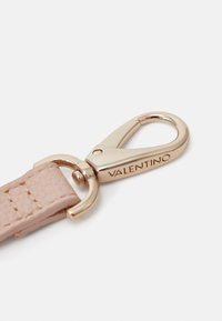 Valentino Bags BRIXTON - Soma ar siksnu pāri ķermenim - cipria