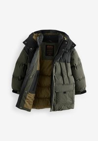 Parka imbottita con design a blocchi di colore in verde scuro e nero, con chiusura frontale con zip, molteplici tasche e cappuccio removibile.
