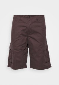 Shorts cargo marron en coton durable. Comprennent plusieurs poches latérales, passants pour ceinture et une fermeture à boutons. Design simple et fonctionnel.