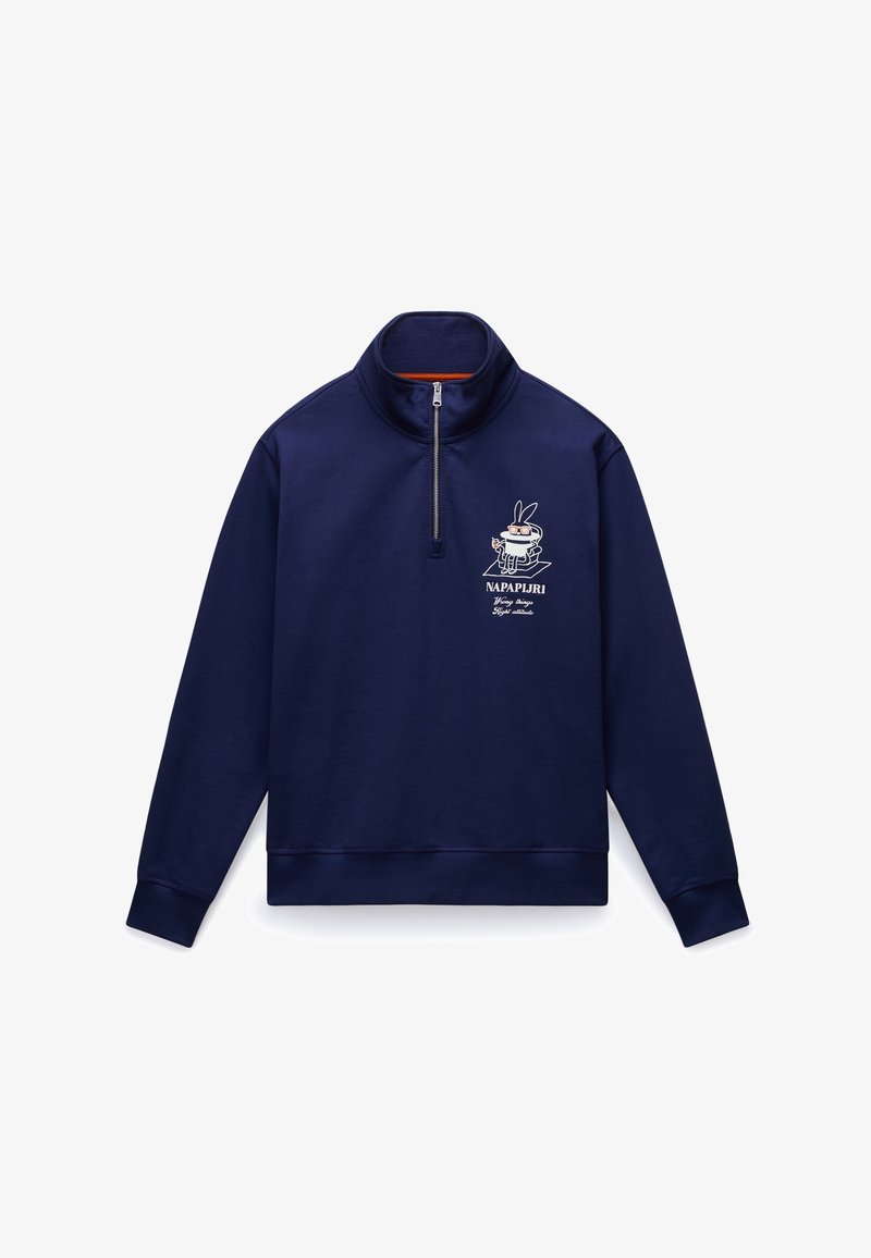 Sweat-shirt bleu marine avec fermeture éclair quart, manches longues, et illustration blanche d'un lapin portant des lunettes au-dessus du texte "Napapijri" sur la poitrine.