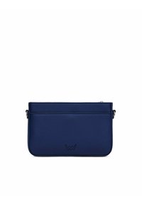Námořnická modrá kožená crossbody taška se hladkým povrchem, s zipovým uzávěrem a přední kapsou. Vytlačené logo ve spodním středu.