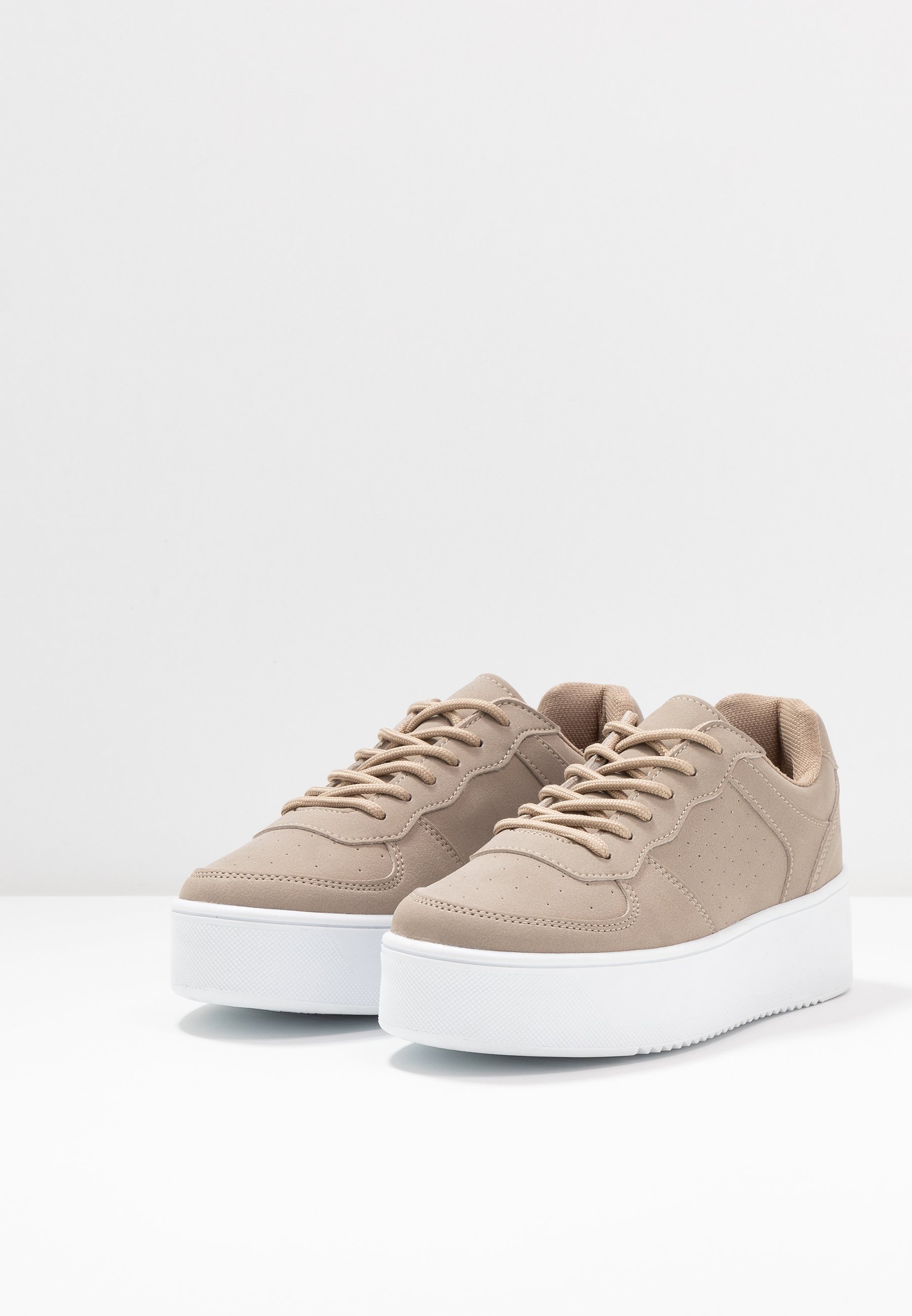 sneakers platform beige
