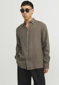 Jack & Jones PREMIUM - JPRCCLAWRENCE LINEN SHIRT - Ing - dark brown Miniatűr kép 1