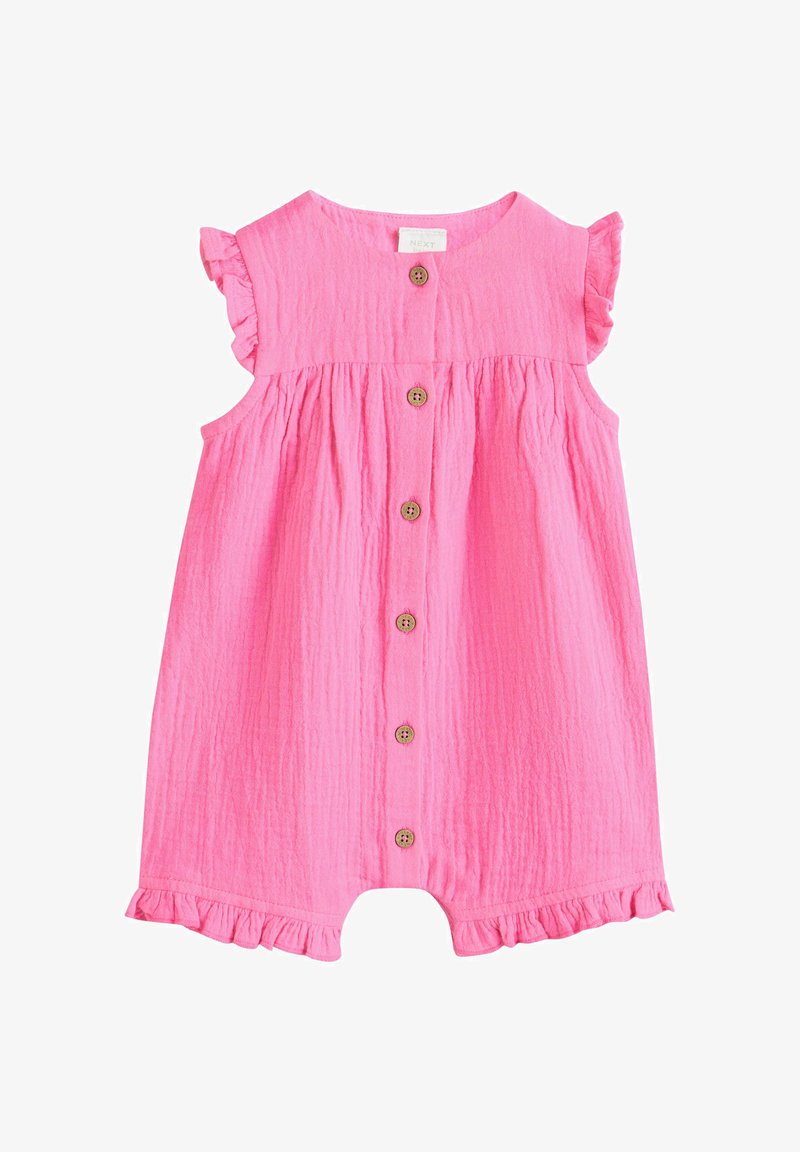 Ärmelloser rosa Baby-Strampler mit Holzknöpfen vorne, gerafften Schultern und Beinöffnungen, aus strukturiertem Stoff gefertigt.