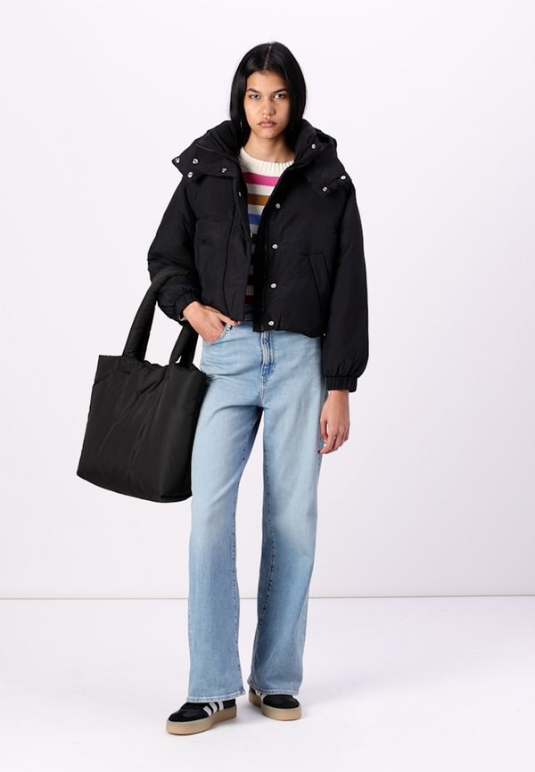HOODED CROPPED PUFFER - Winter jacket4