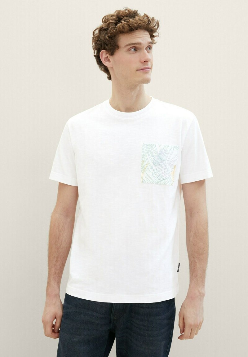 TOM TAILOR MIT DETAIL - Camiseta estampada - white