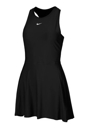 Robe de sport noire avec un haut ajusté et une jupe évasée, fabriquée en tissu extensible. Elle présente un col rond et un petit logo Nike blanc.