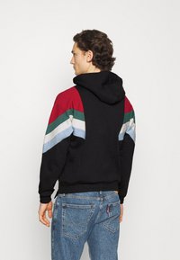 Kaotiko SUD CAP WALKER UNISEX - Sweatshirt com capuz - black