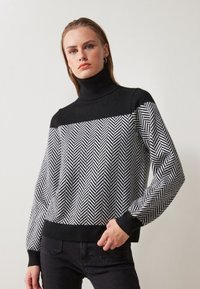 Anna Field Maglione - black/white