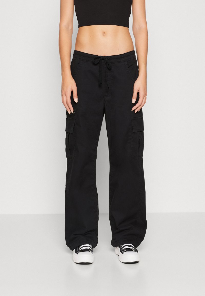 Hollister Co. PARACHUTE PANT Pantalones cargo black/negro Zalando.es