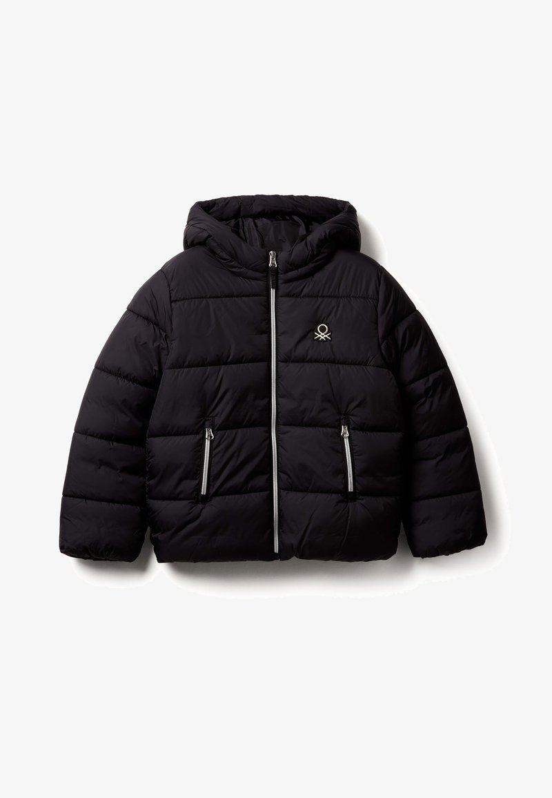 Černá péřová bunda s kapucí, s prošívaným designem, zipovým zapínáním vpředu a dvěma předními kapsami se zipovými uzávěry.