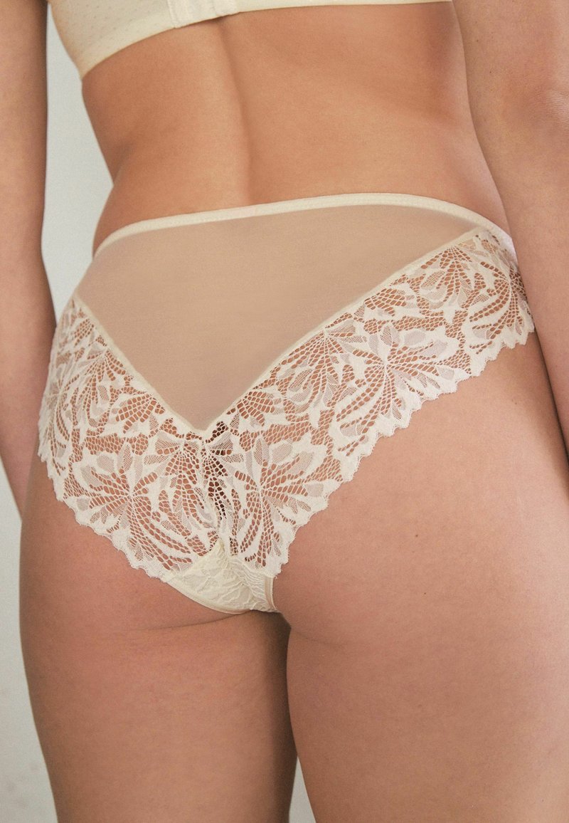 Next - COMFORT KNICKERS - Trumpikės - cream, Padidinti