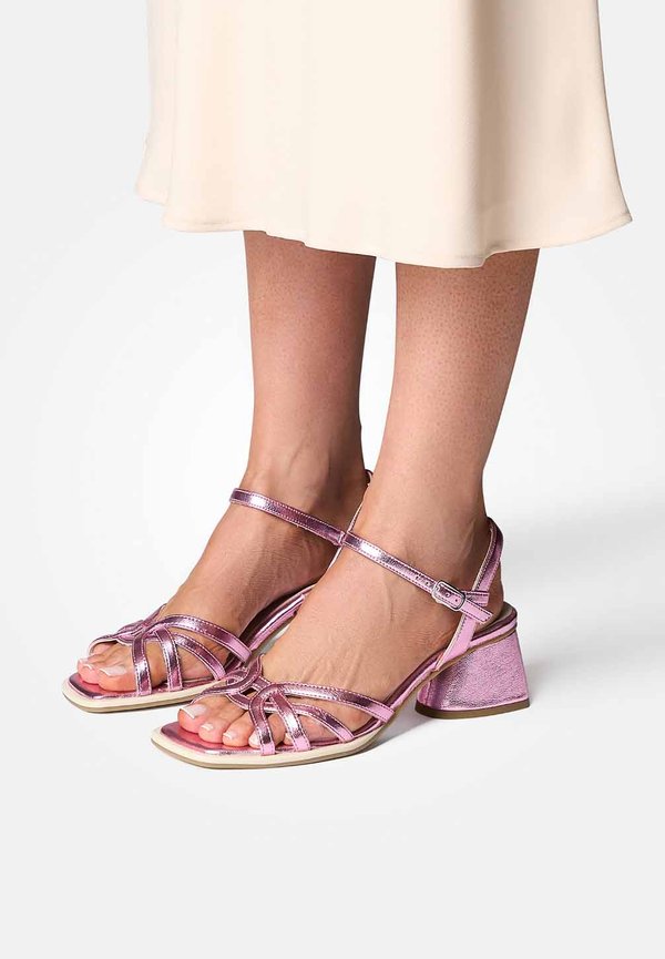 Riemensandalette - future met candy