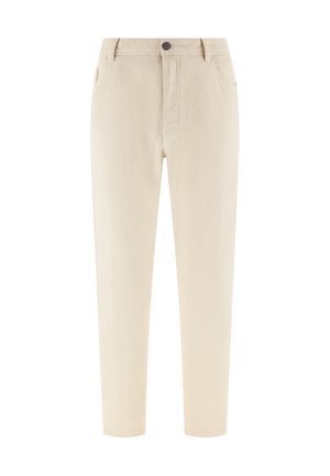 Jean droit beige en denim avec passants de ceinture, fermeture à boutons à l'avant et poches avant, présenté sur un fond blanc.