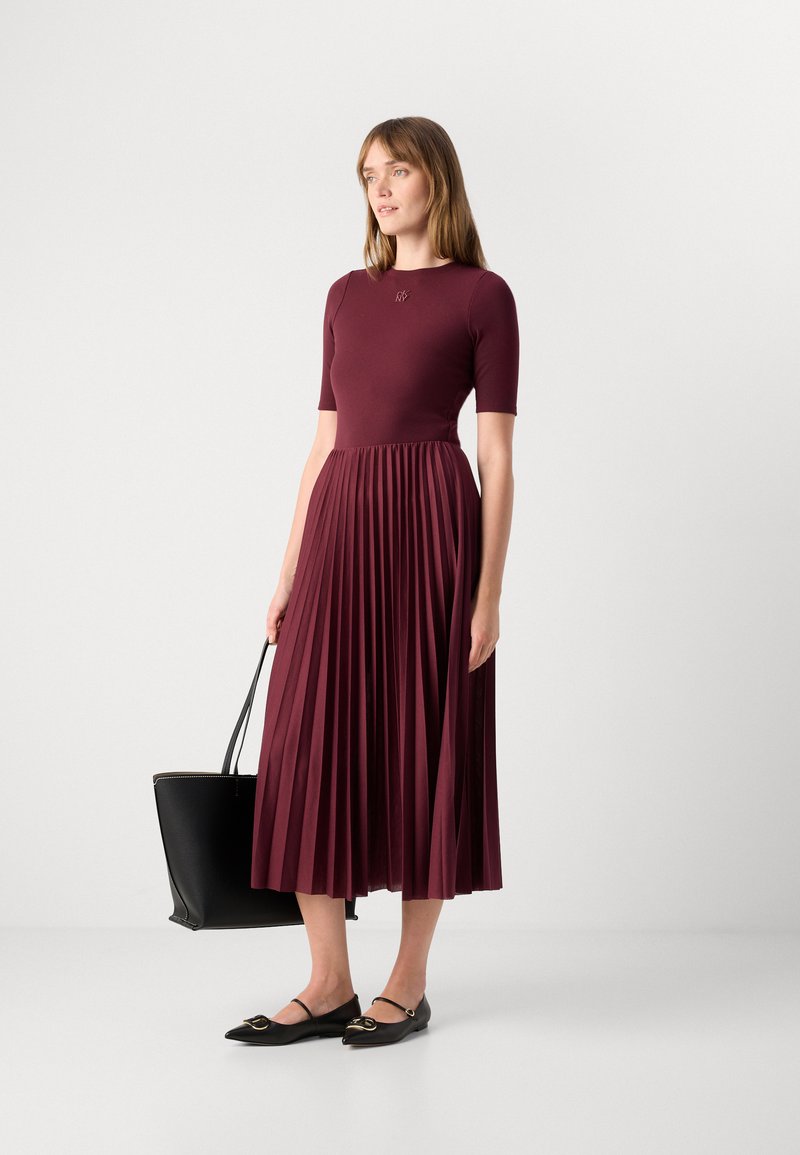 dkny burgundy dress A-Line Sweetheart Neck Tulle Lace Burgundy Long Prom Dress, Burgundy L –  dresstby main image 0
