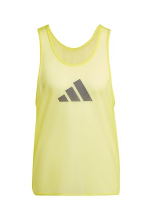 Żółta sportowa kamizelka treningowa z siateczki z czarnym logo Adidas na środku klatki piersiowej, bez rękawów i z okrągłym dekoltem.