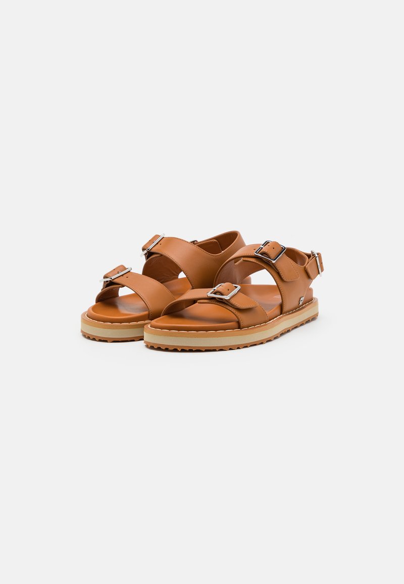 MCM COLLECTION SLIDE - Riemensandalette - cognac - Zalando.de