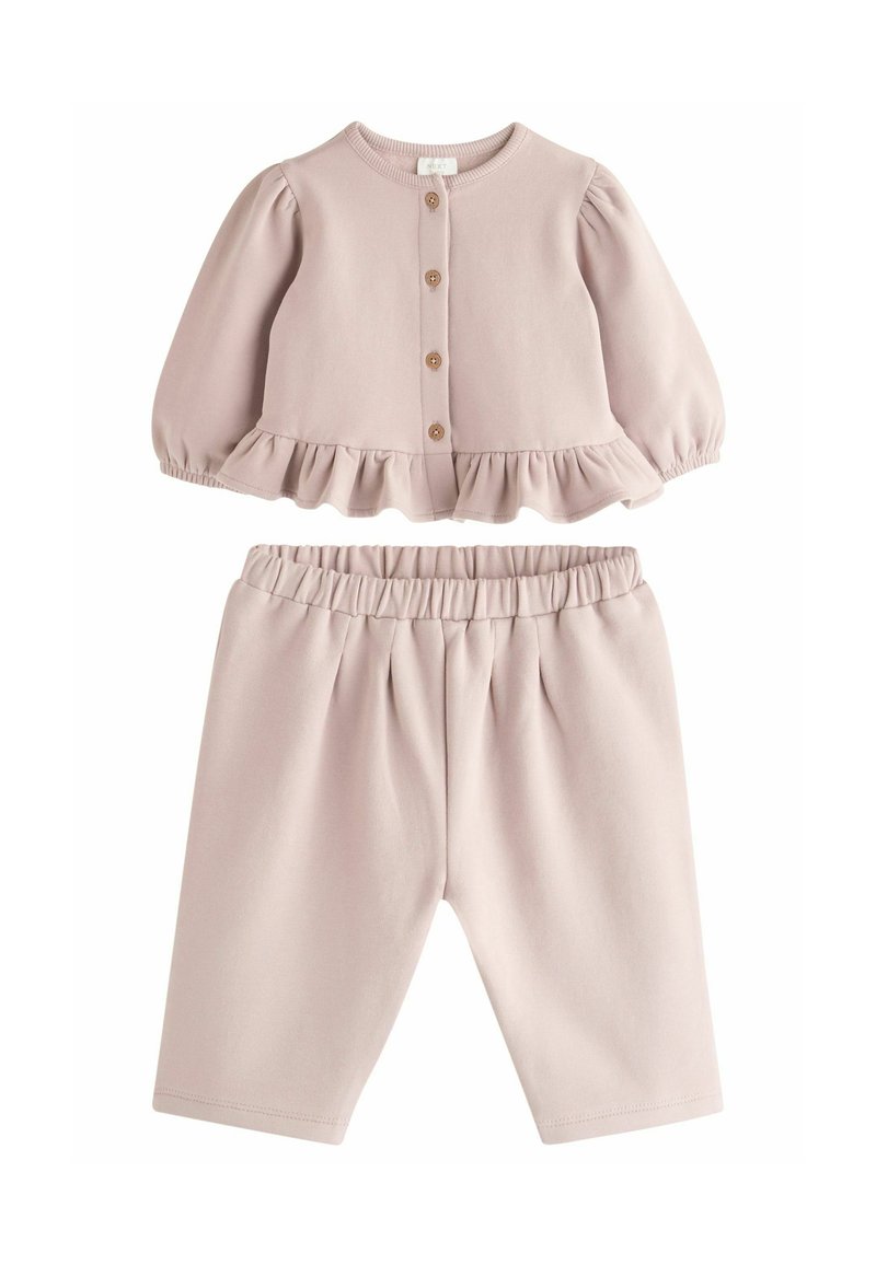 Next  SET mauve