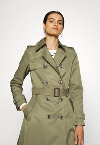 Lauren Ralph Lauren LINED COAT - Gabardina - olive