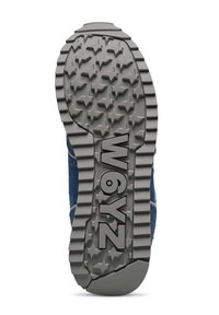 Suola di sneaker con una base in gomma grigia, caratterizzata da un battistrada a motivo stellato. L'etichetta "W6YZ" è ben visibile al centro.