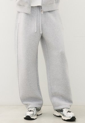 Bershka TECHNIC BALLOON - TROUSERS - Jogginghose - dark grey