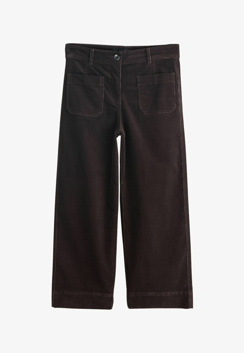 Ruskeat leveälahkeiset corduroy-housut napillissuljennuksella, joissa on kaksi takataskua ja suora, rento istuvuus. Klassinen kangasrakenne.