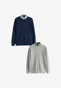 Valitud, navy cable charcoal gingham