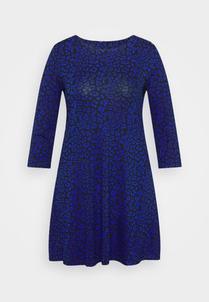 Vestido com padrão de leopardo azul, apresentando um decote redondo e mangas até ao cotovelo. Tecido liso e elástico com um design de saia rodada.