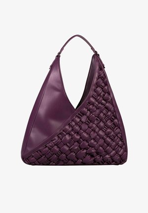 Sac à main en cuir violet avec une texture tressée sur un côté, une finition lisse de l'autre, et une bandoulière arrondie.
