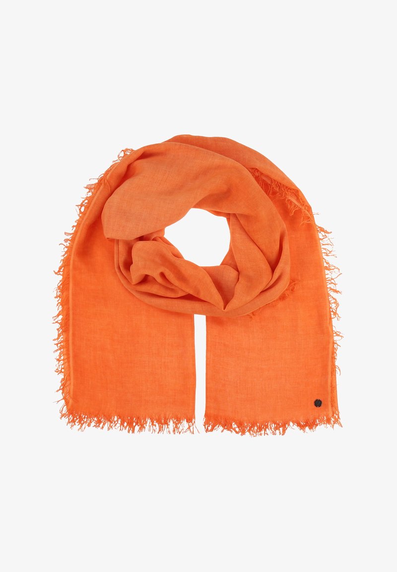 Écharpe orange en matériau léger, avec un bord frangé et un design enroulé circulaire pour un drapé et un style faciles.